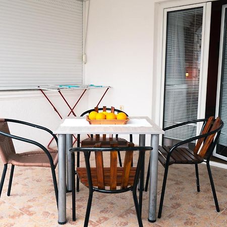 Apartments Marijana Tivat Bagian luar foto