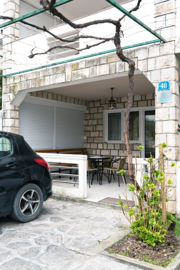Apartments Marijana Tivat Bagian luar foto