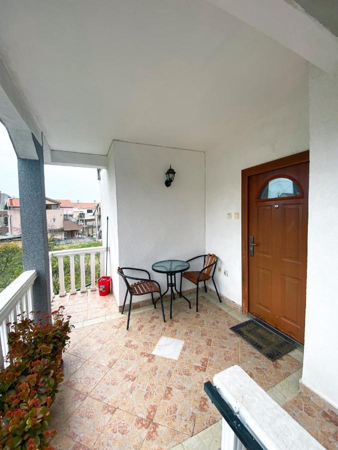 Apartments Marijana Tivat Bagian luar foto
