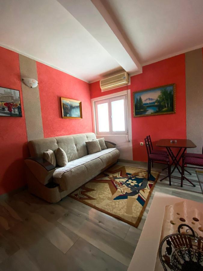 Apartments Marijana Tivat Bagian luar foto